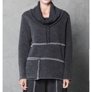 Beau Jours Fleece Aine Sweatshirt